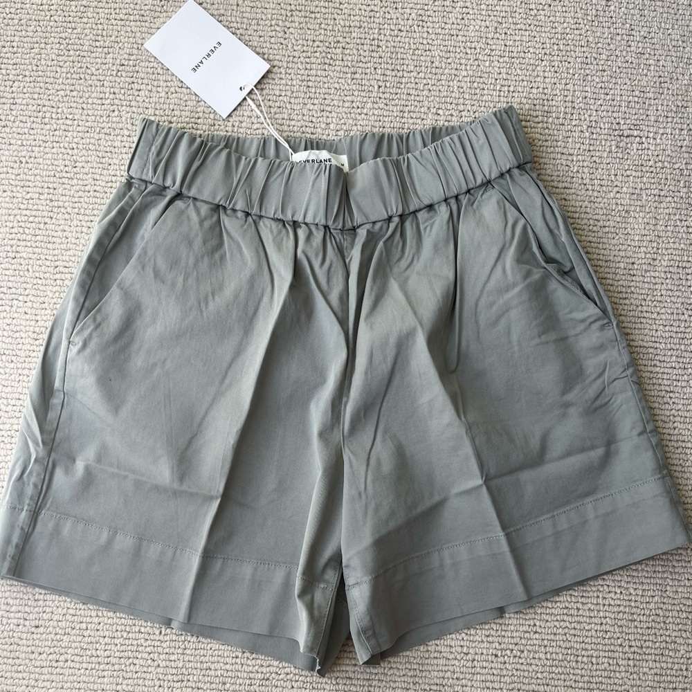 Everlane fans! NWT Everlane cotton  shorts